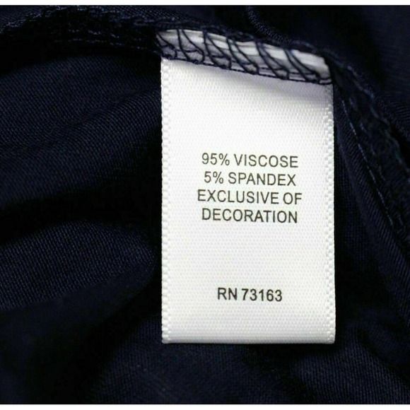 NWT $50 Cupio Women Top Tank Size L Blue Crochet Sea Shell Print Strap T-shirt - Picture 4 of 4